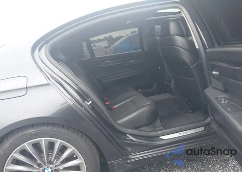 2009 BMW 750Li из США, поврежденный, VIN WBAKB83579CY57949